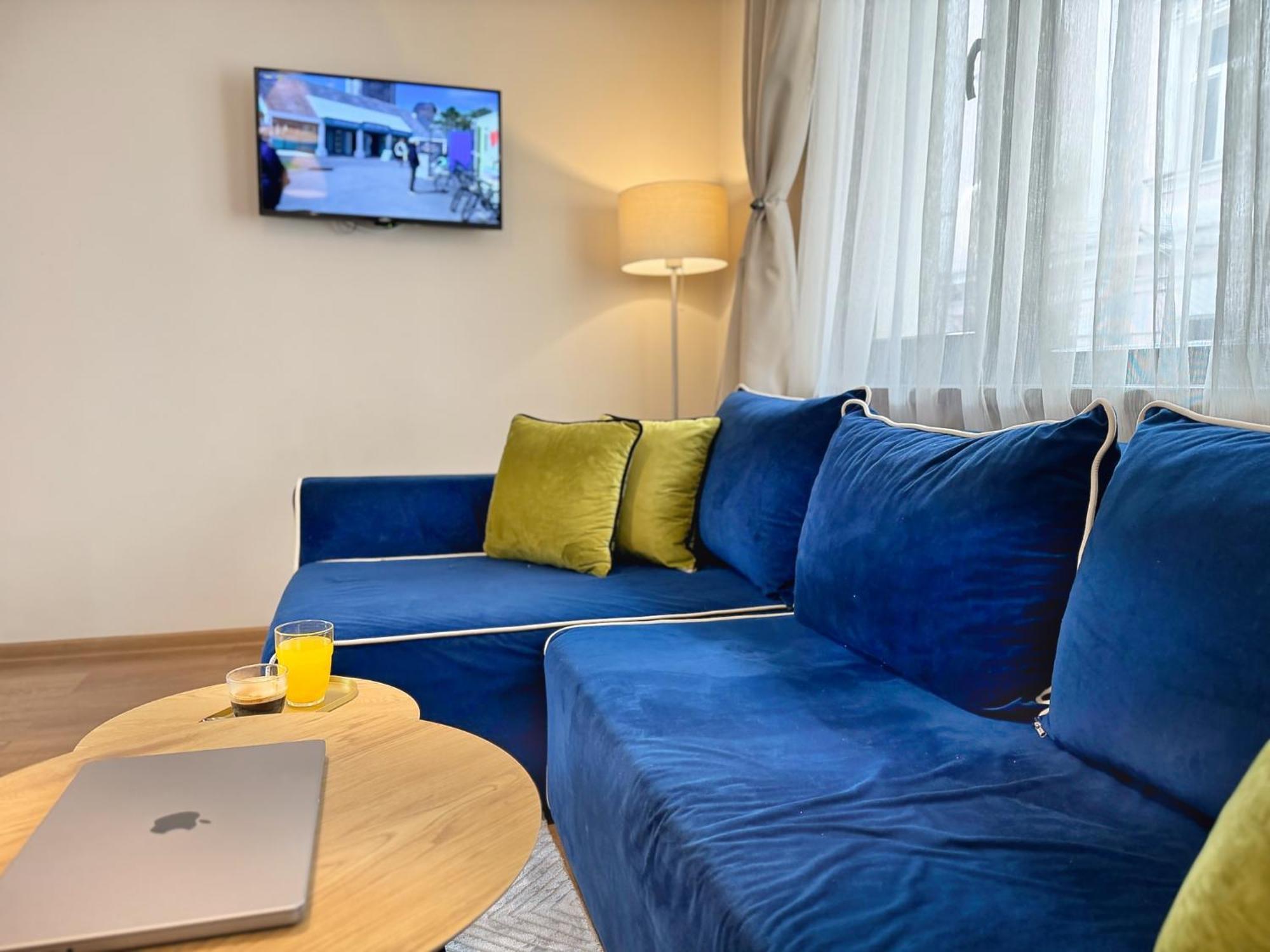Top Centre Plovdiv Apt. With Parking For 4 Guests Esterno foto
