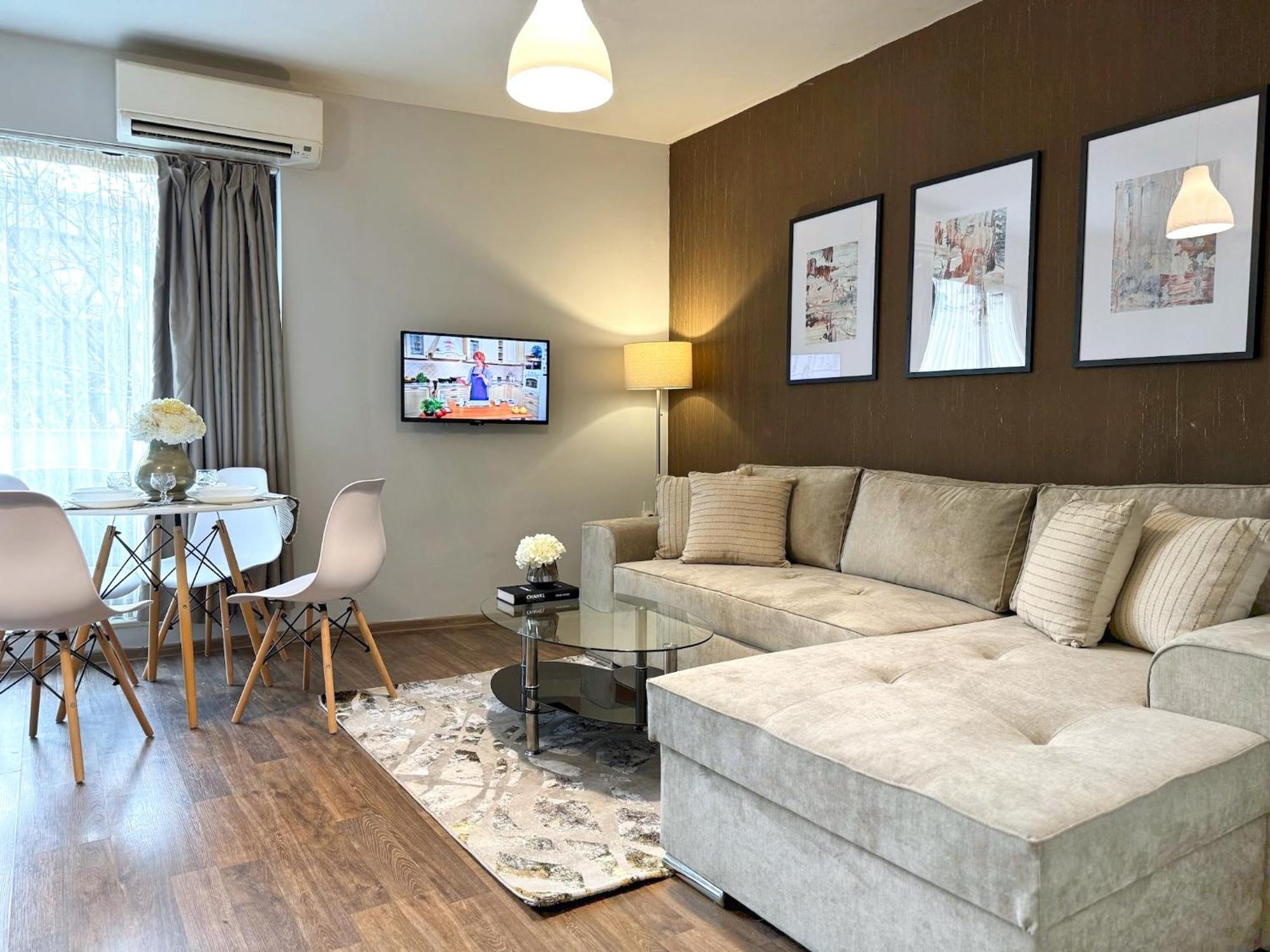 Top Centre Plovdiv Apt. With Parking For 4 Guests Esterno foto