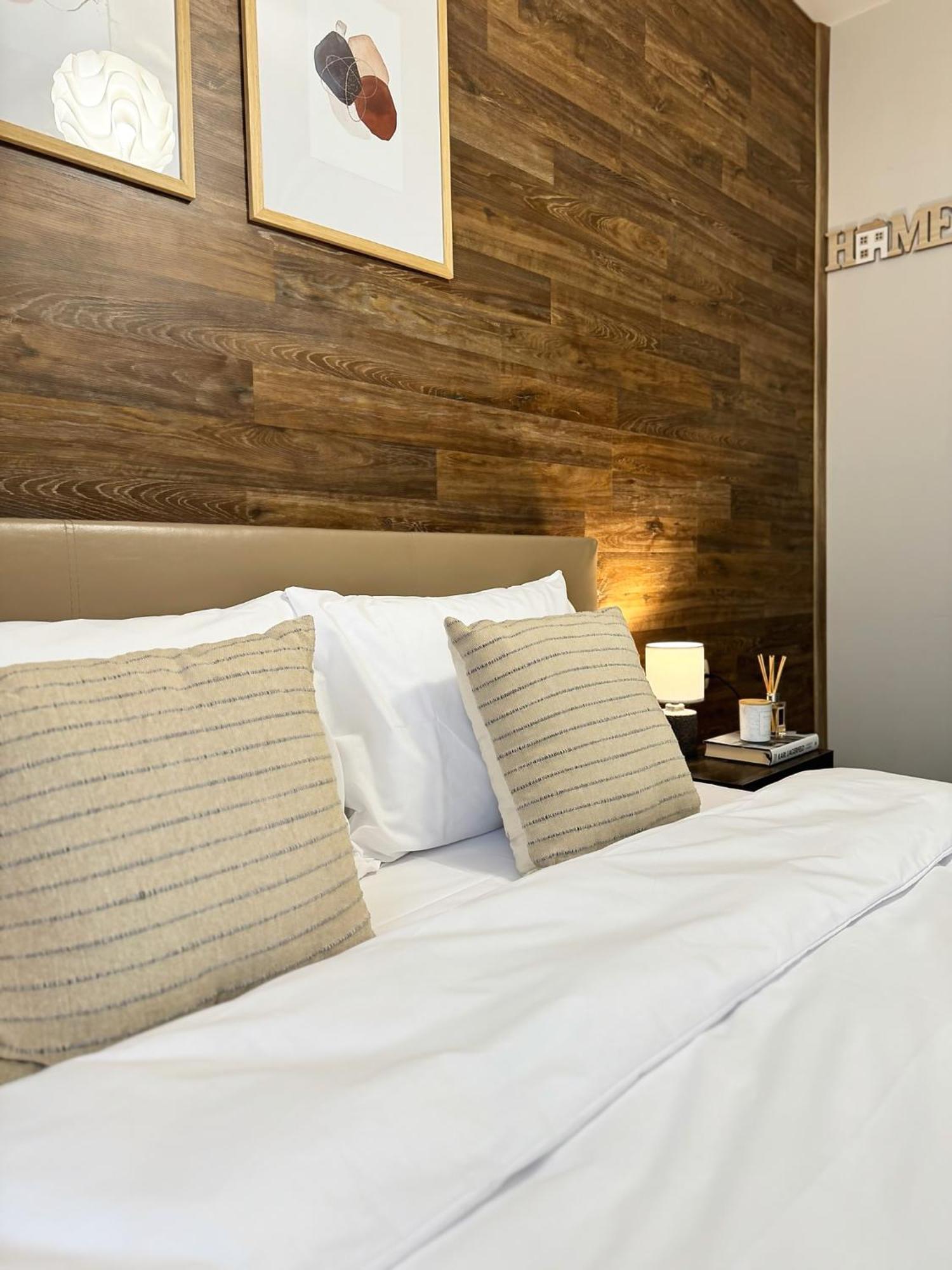 Top Centre Plovdiv Apt. With Parking For 4 Guests Esterno foto